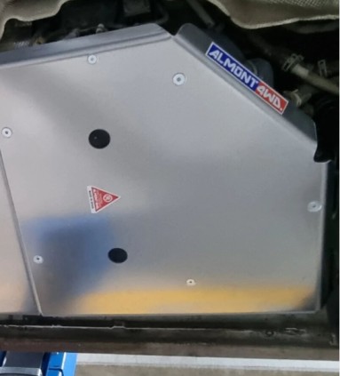 Aluminiowa płyta ochronna 6 mm VW T6.1 – osłona AdBlue i Webasto SPORTY DUTY