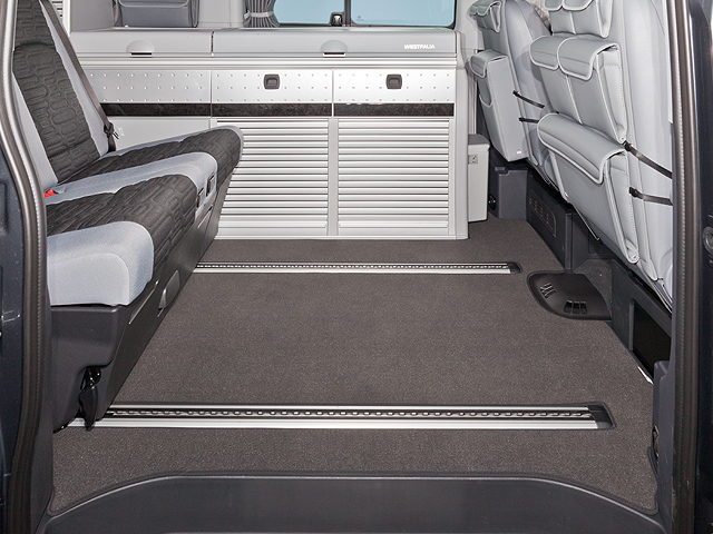 Dywan welurowy Mercedes-Benz Viano Marco Polo 2007–2013 czarny