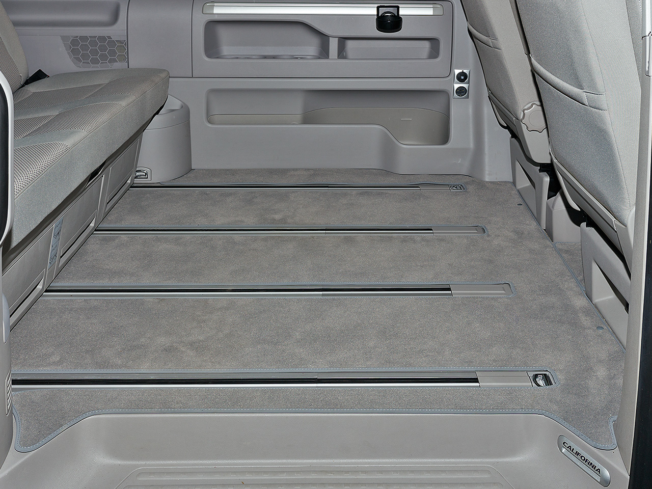 Dywan welurowy VW T5 T6 T6.1 California Beach i Multivan California Team