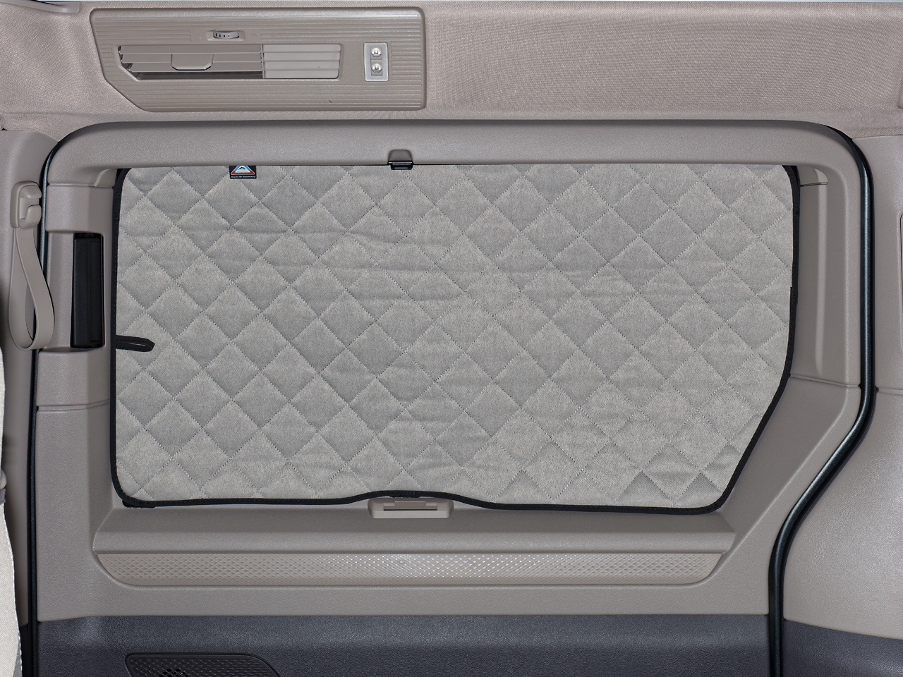 ISOLITE Extreme prawe okno VW T7 California Beach Tour mata termoczna oryginalna